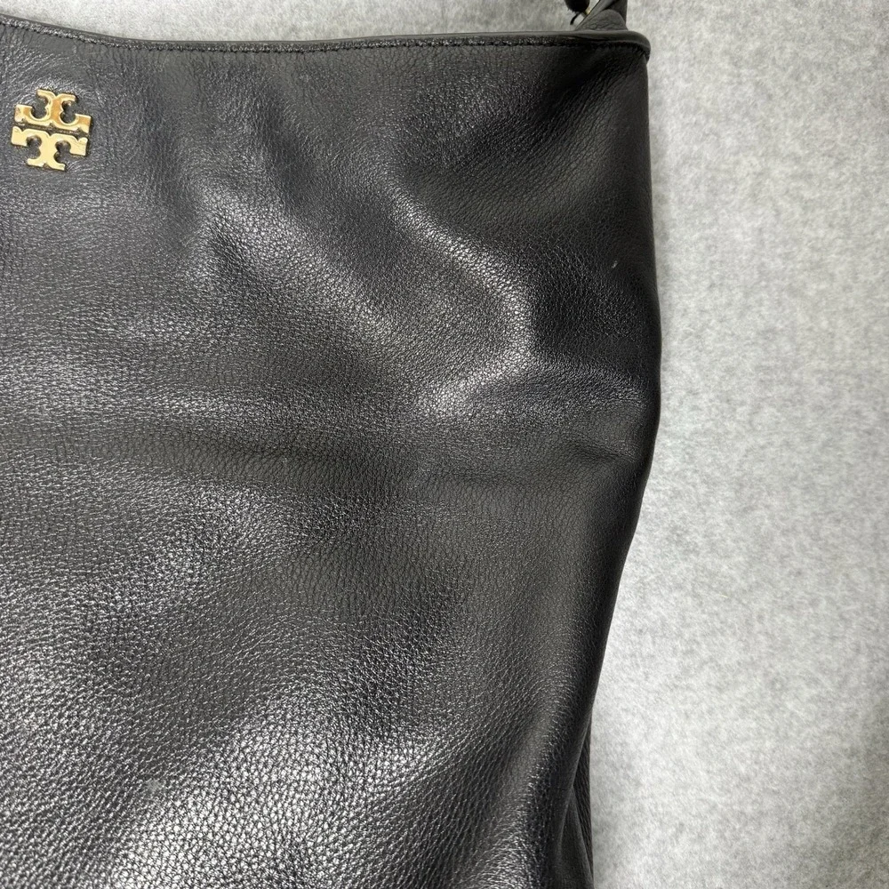 Tory‎ Burch Frida Black Pebbled Leather Hobo Bag Purse Top Handle Tote Classic